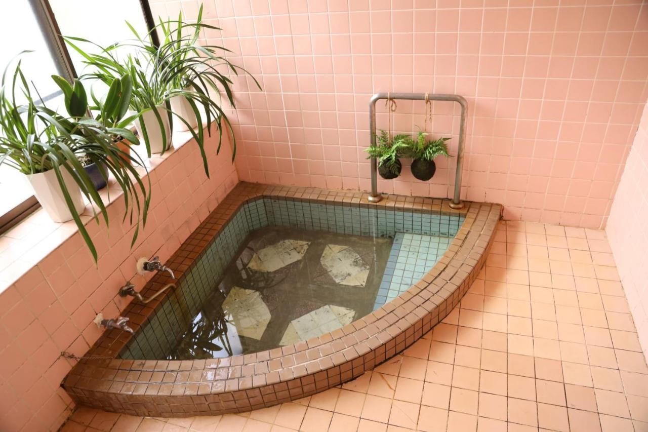 Guesthouse Nishihara Atami  Εξωτερικό φωτογραφία